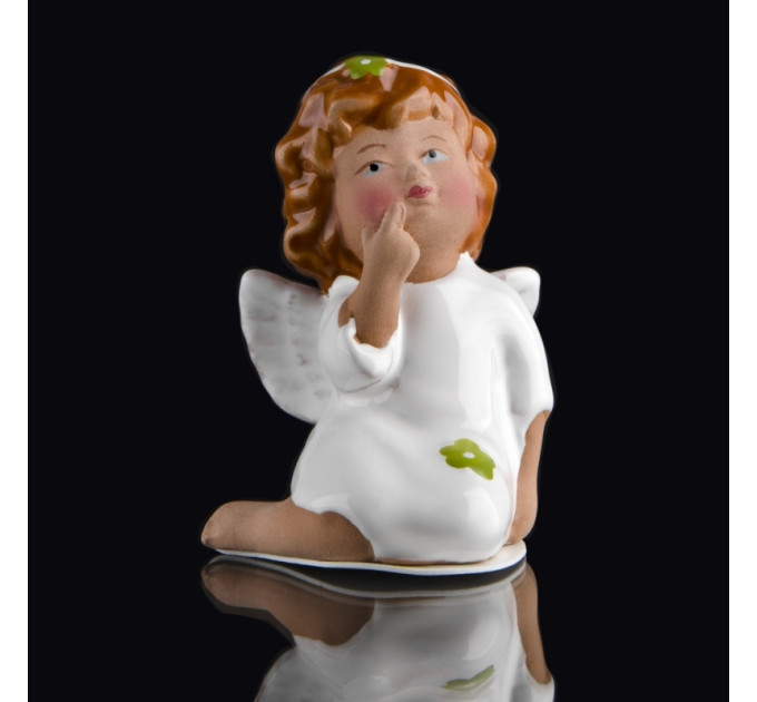 Фігурка "Сидячий ангел" QF69