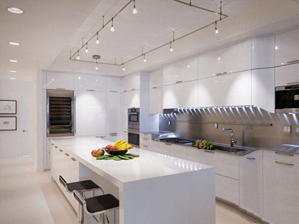 Подсветка на кухне, фото интерьера кухни с подсветкой, светодиодная подсветка кухни фото