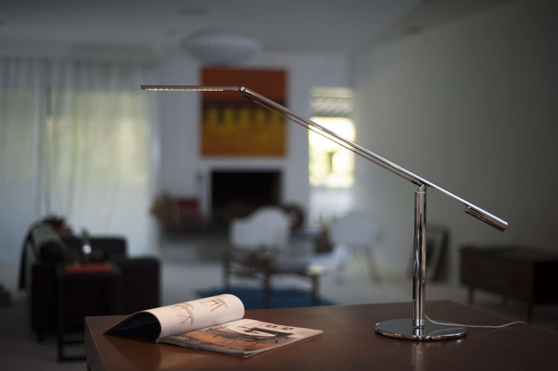 Высокоэффективная светодиодная лампа на стол