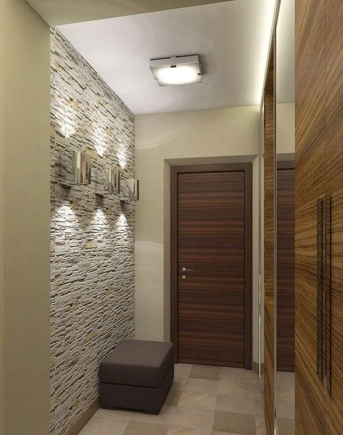Люстра в коридор – прекрасне доповнення до основного освітлення в інших кімнатах